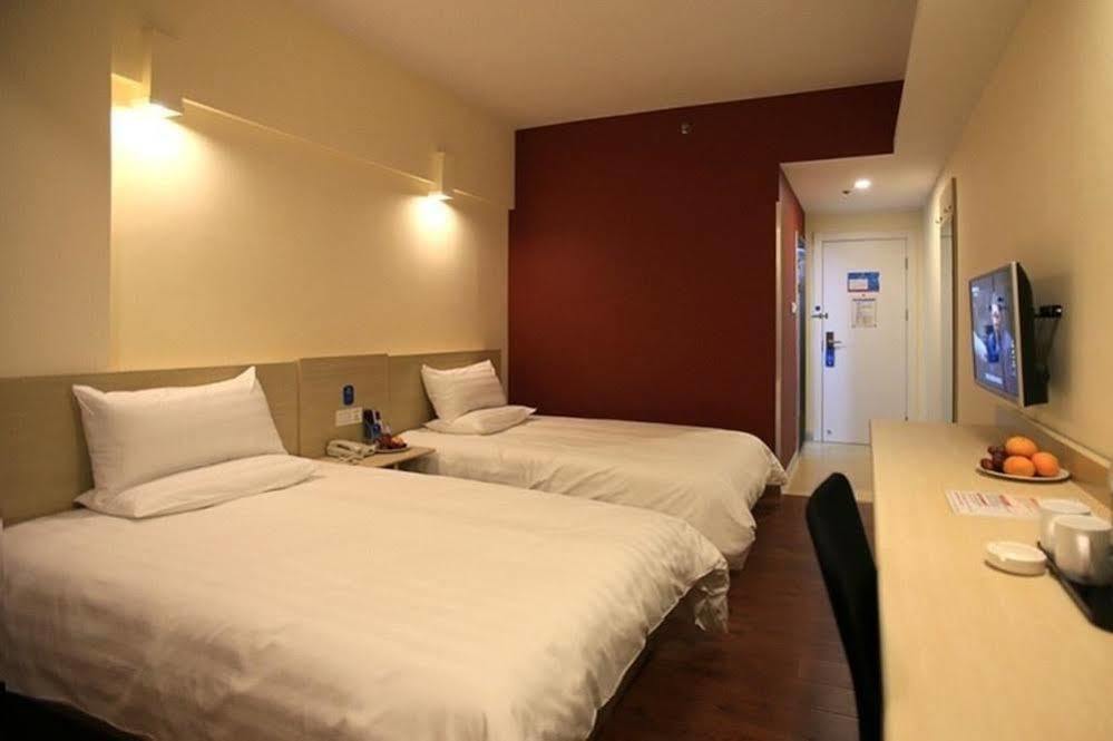 Hanting Hotel Shanghai Jiaotong University Jiangchuan Road Second Branch Exterior foto